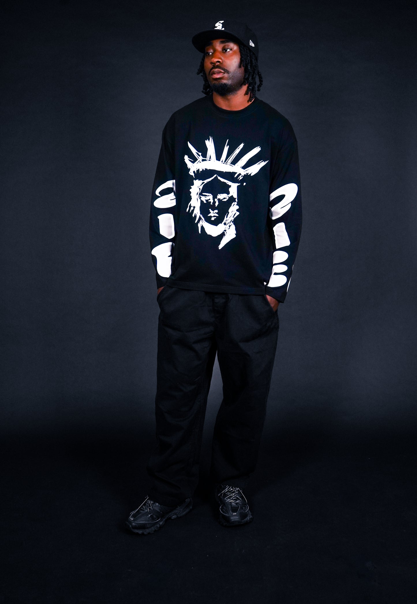 ZIE LONGSLEEVE – BUILT FROM NOTHING