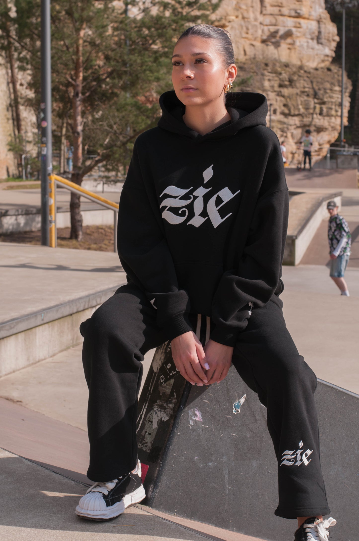 ZIE SIGNATURE TRACKSUIT